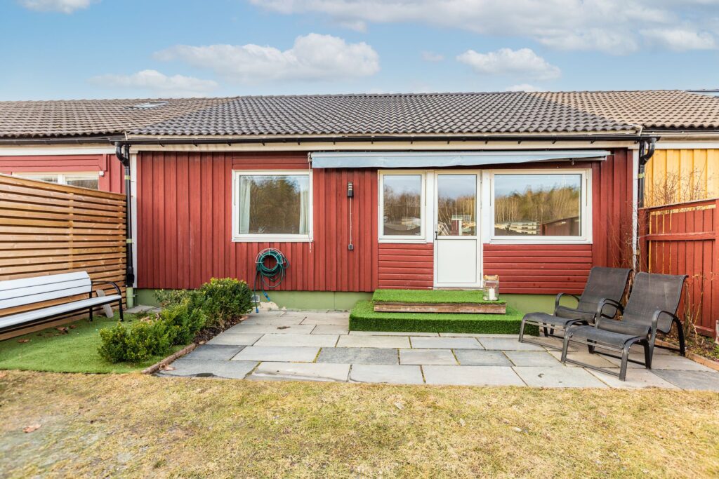 Montering av Marbodal kök. Saltsjöbaden Solsidan Nacka